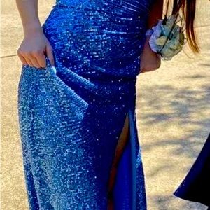 Size 0 to 2 small prom dress